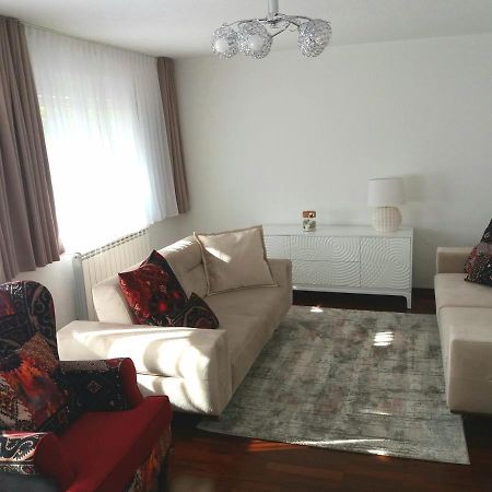 Apartment Esha Сараево Екстериор снимка