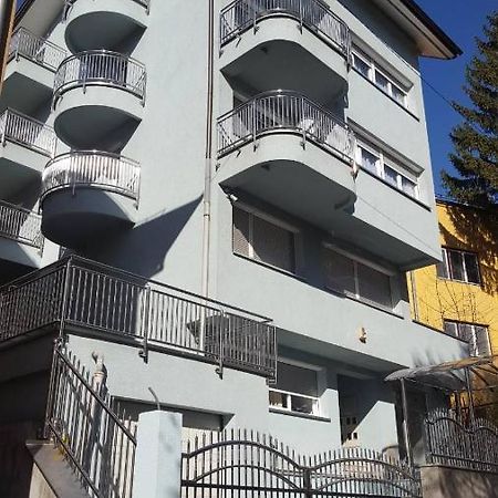 Apartment Esha Сараево Екстериор снимка