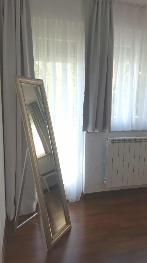 Apartment Esha Сараево Екстериор снимка