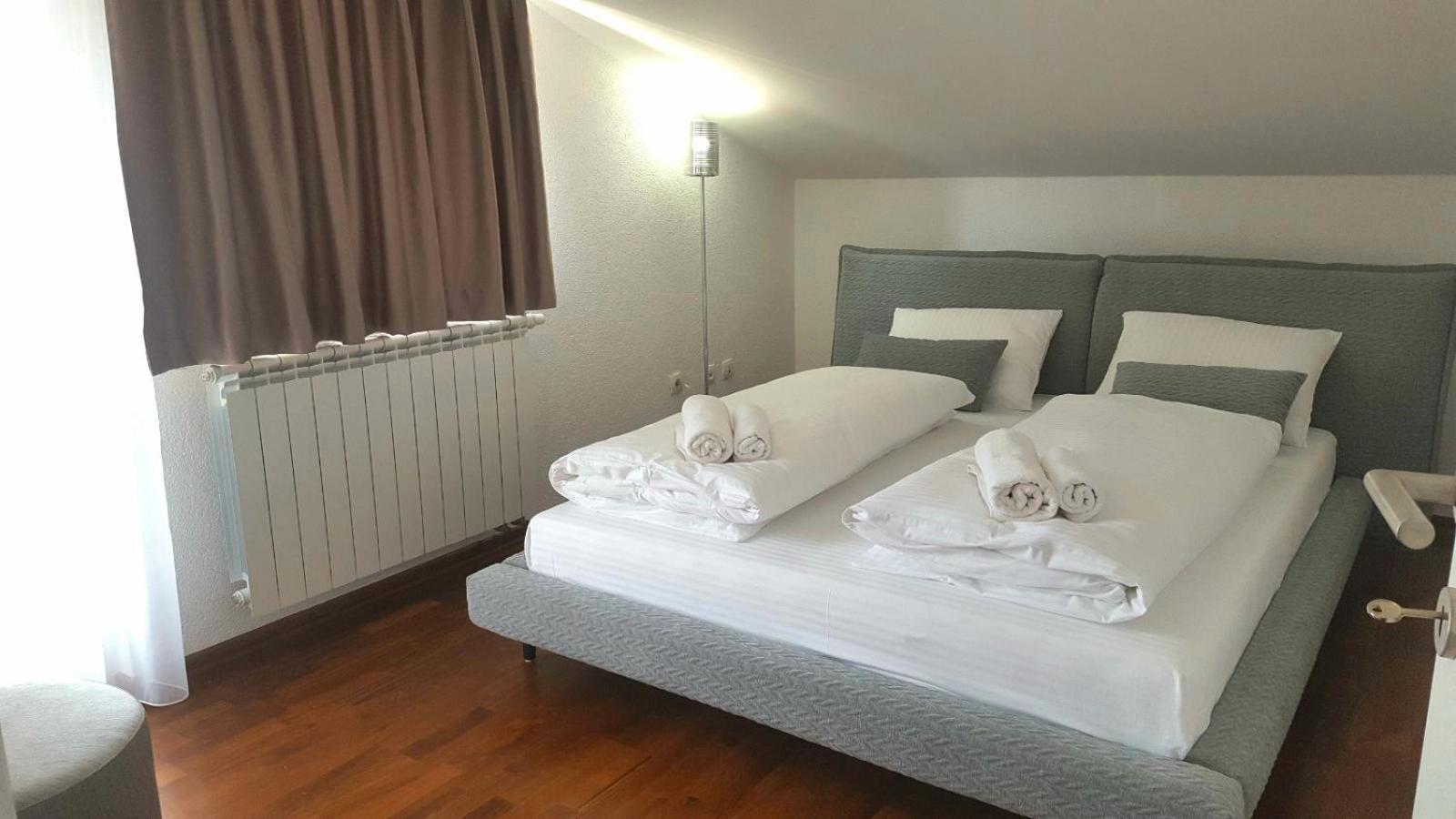 Apartment Esha Сараево Стая снимка